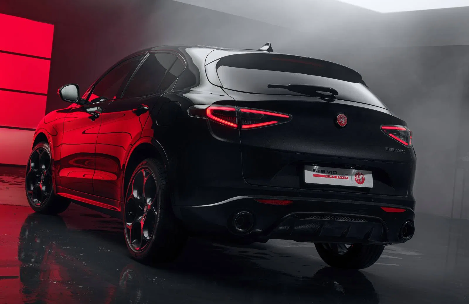 Alfa Romeo Stelvio Edizione Luna Rossa